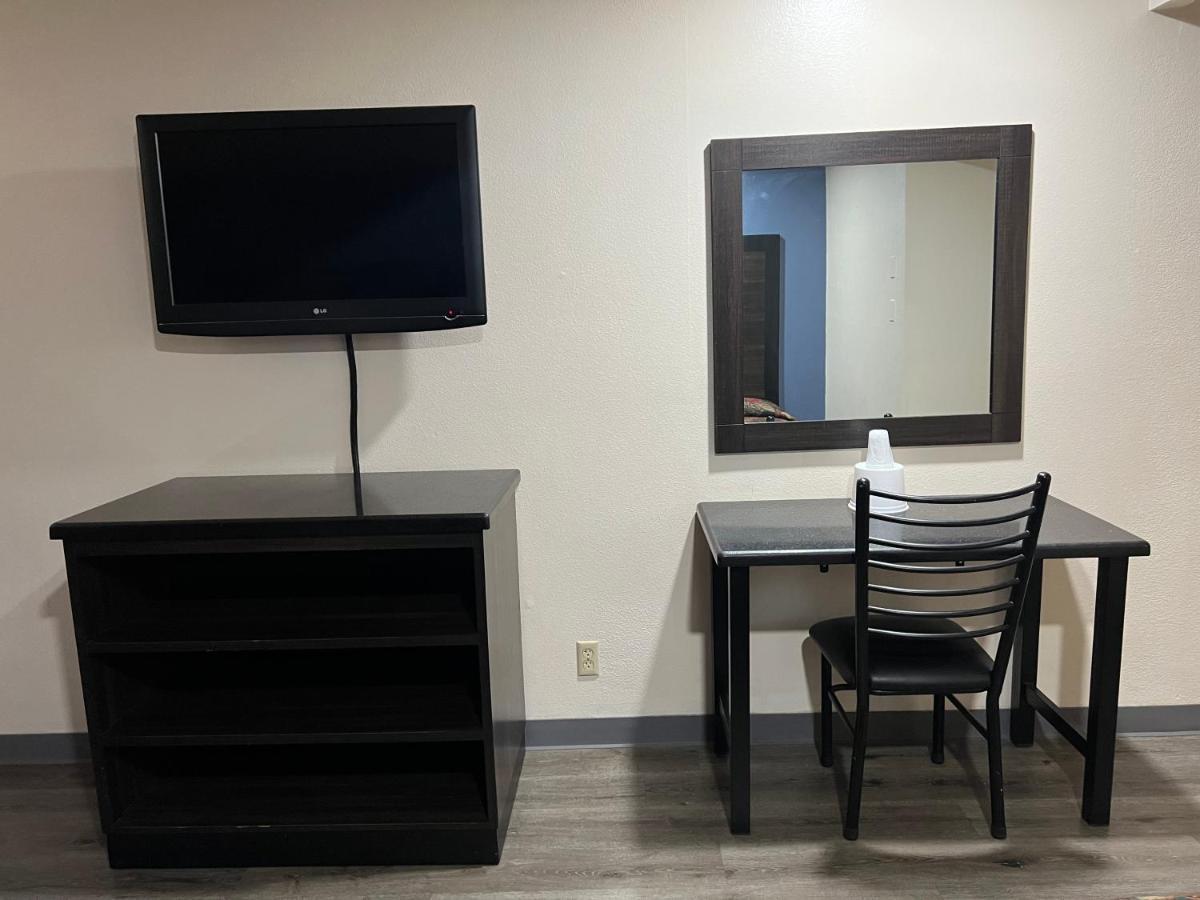 Economy Motel