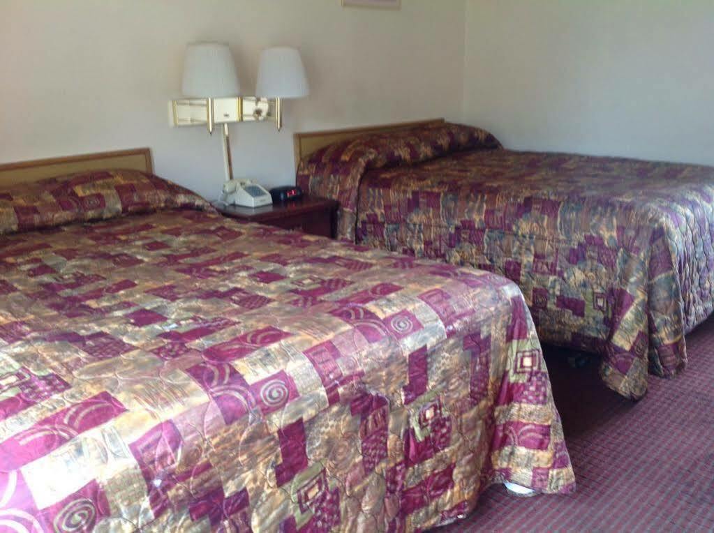 Motel Economy